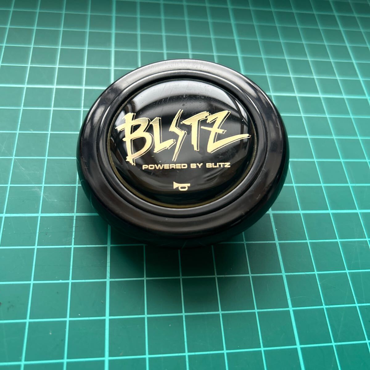 Yahoo!オークション - 美品 BLITZ ブリッツ ホーンボタン 当時物 シリ