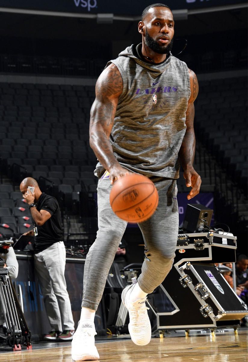 ナイキレイカーズNBA25シーズン選手支給品プラクティスTシャツMサイズ
