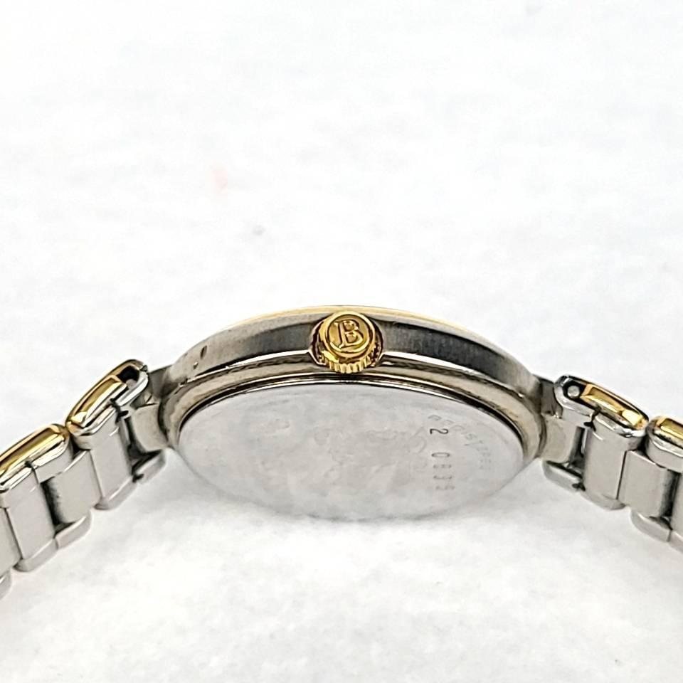 極美品 BURBERRY バーバリー 8000 箱/コマ2付 ローマン ホワイト文字盤