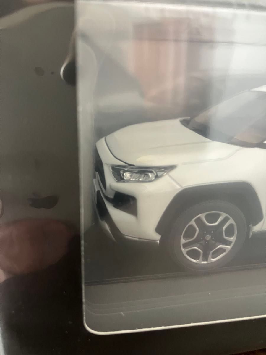 1/30 トヨタ 新型RAV4 アドベンチャー 非売品 カラーサンプル ミニカー
