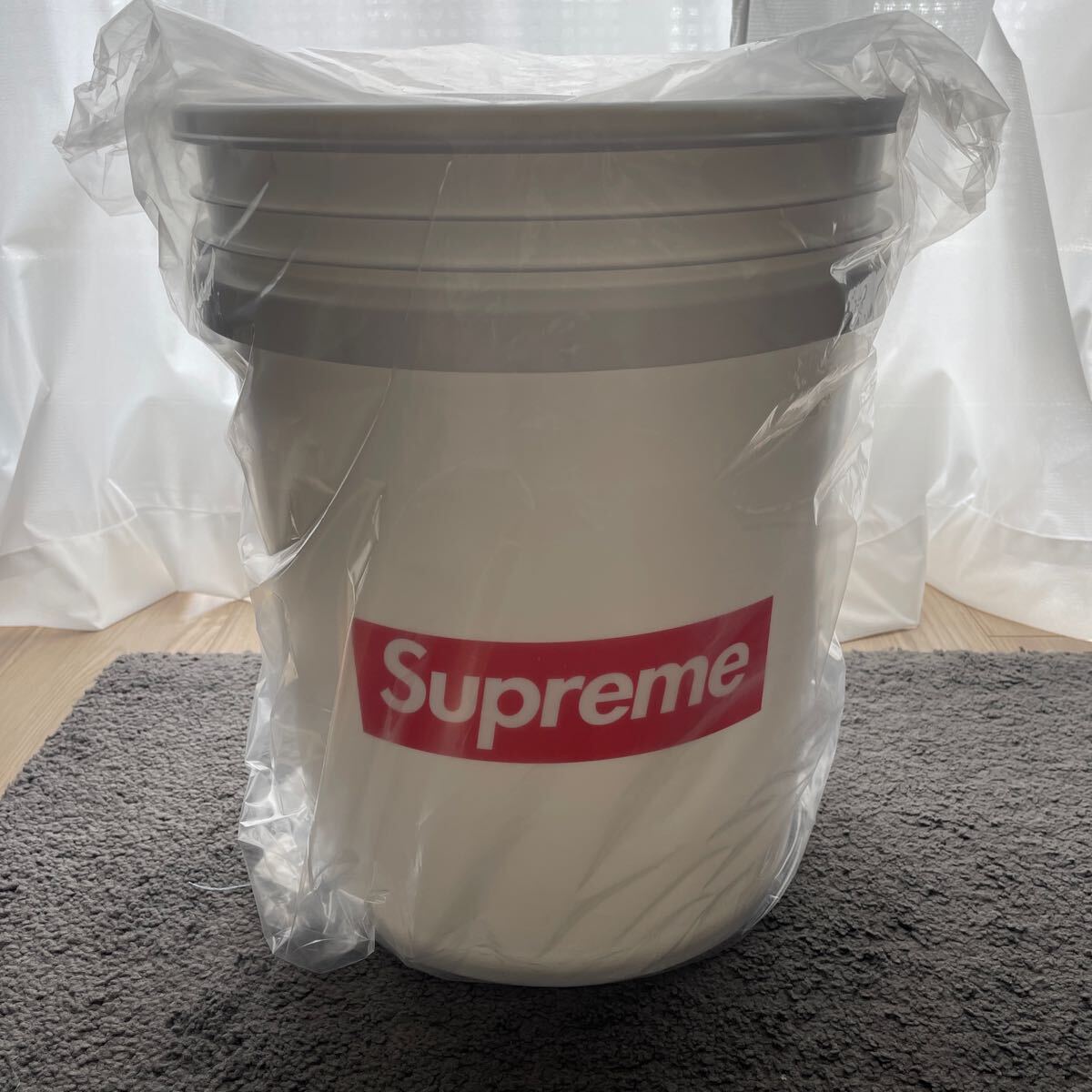 supreme Leaktite 5-Gallon Bucket リークタイト 5ガロンバケツ White