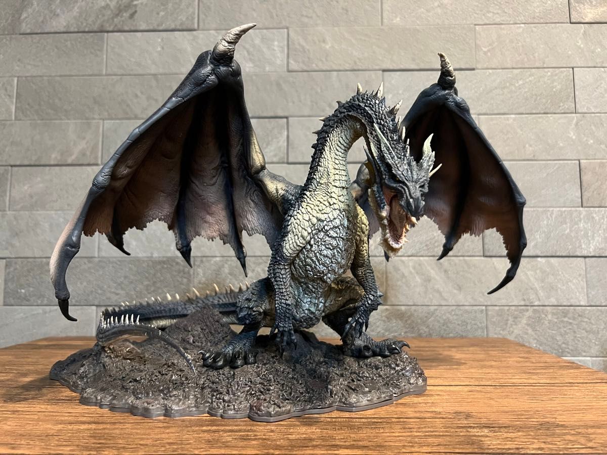 モンスターハンター 黒龍 クリエイターズモデル フィギュア