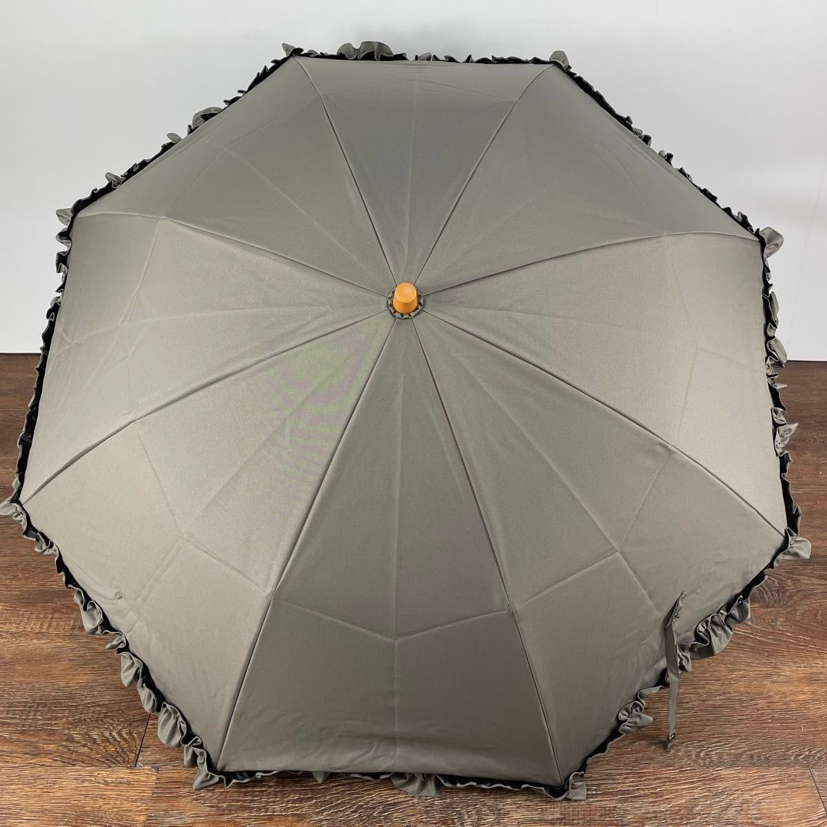 未使用品 サンバリア100 グレー 2段折 フリル SUN BARRIER 100