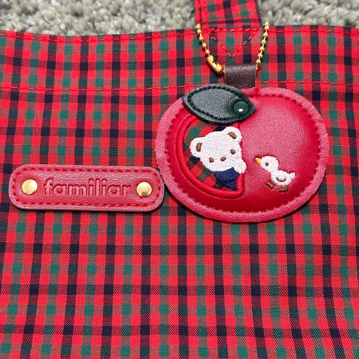 新品タグ付】ファミリア familiar トートバッグ 小 赤チェック 完売品
