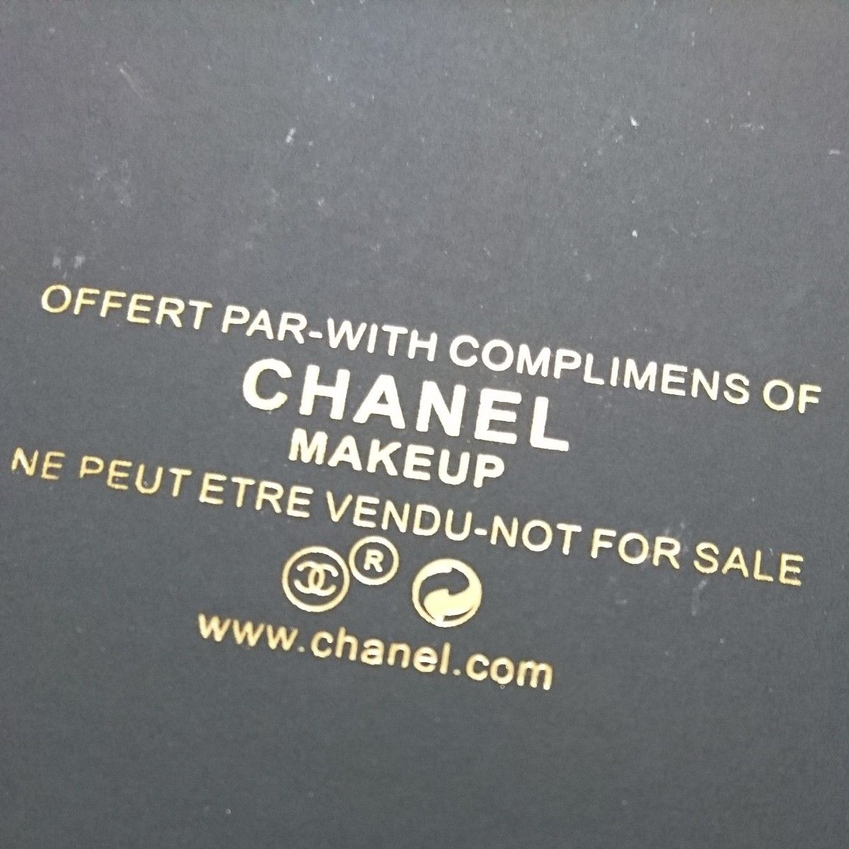 お値下げ 未使用 CHANELMAKE UP コスメ ノベルティ スマホショルダー