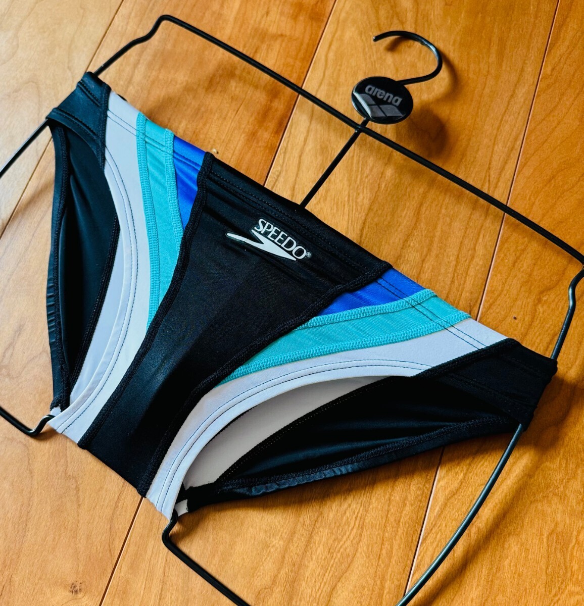 Yahoo!オークション - 【新品・レア】SPEEDO / アクアスペック/ ブラッ