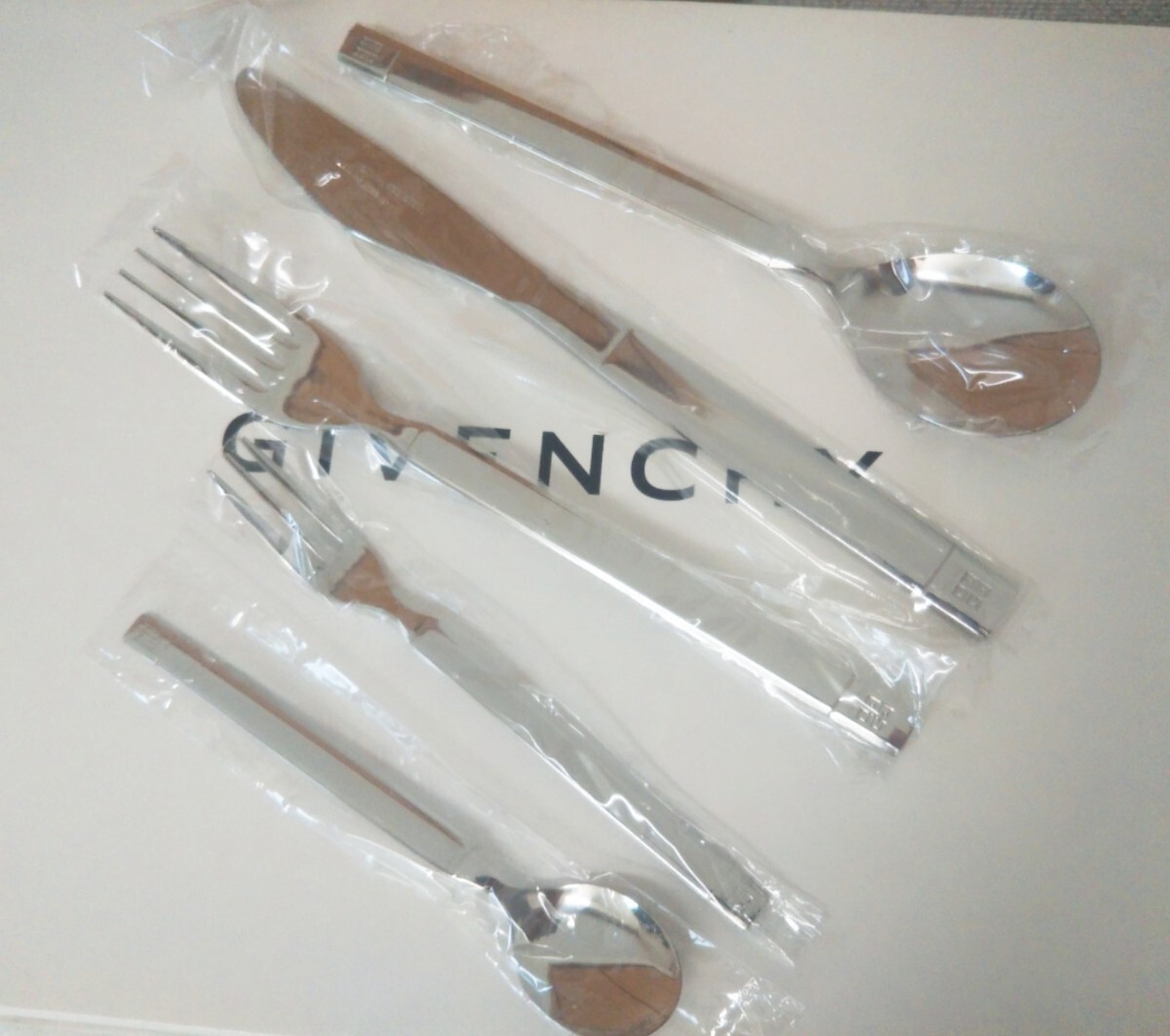 GIVENCHY ディナー25PCSセット 日本製 【公式通販】