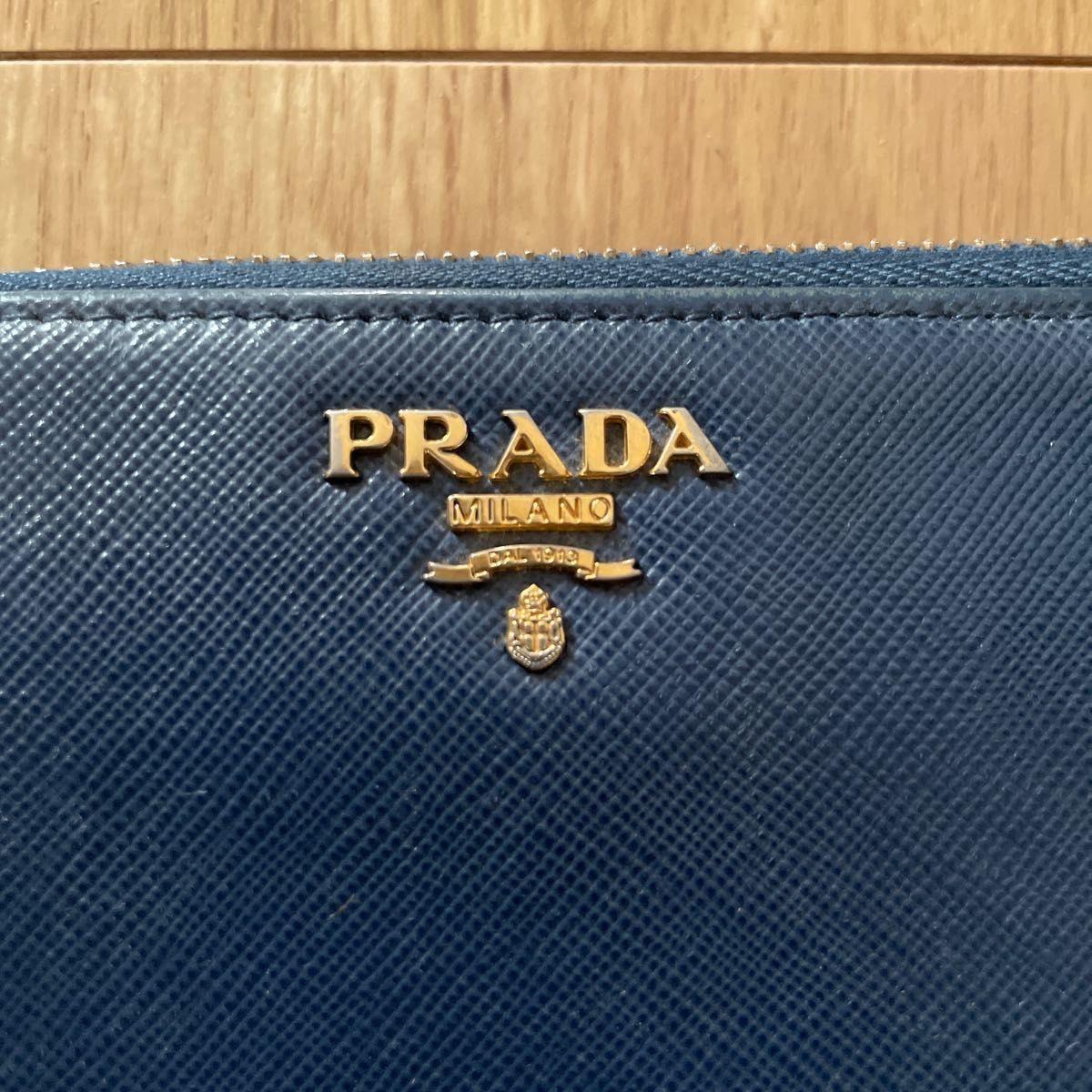 PRADA プラダ 希少ネイビー ブルー 長財布 ラウンドファスナー