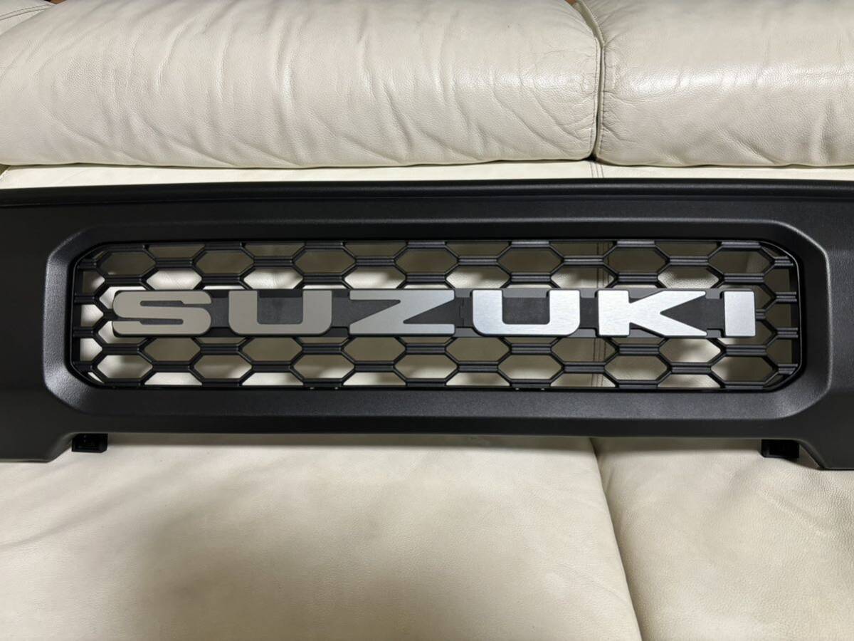 ジムニーjb64/74 ビッグエンブレムSUZUKI 完全ウレタン仕上げ完成品