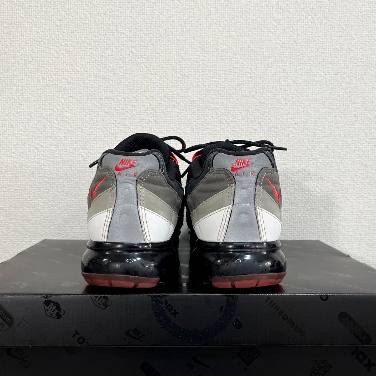 美品 完売 NIKE AIR VAPORMAX 95 ホットレッド 25 5cm ナイキ エア