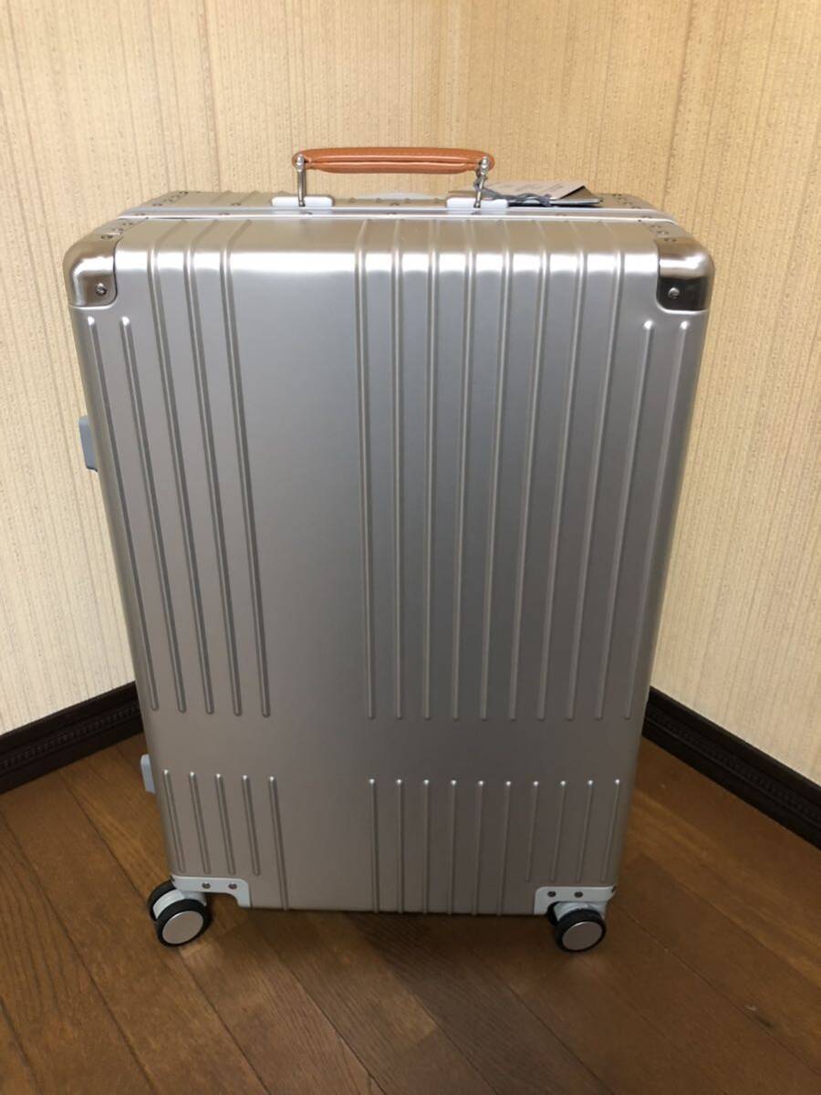 新品未使用】送料無料 イノベーター innovator アルミ スーツケース