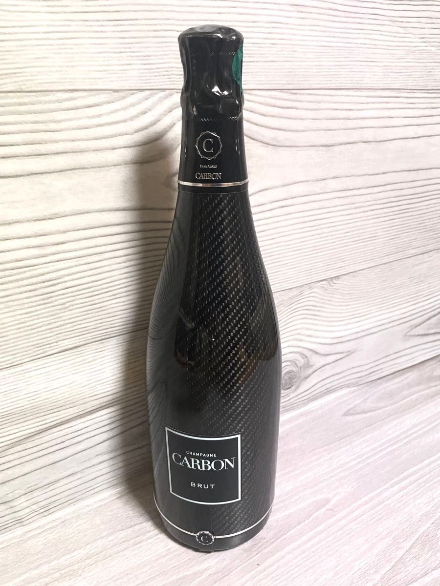 新品 シャンパン カーボン ブリュット ルミナス フォミュラーワン公式