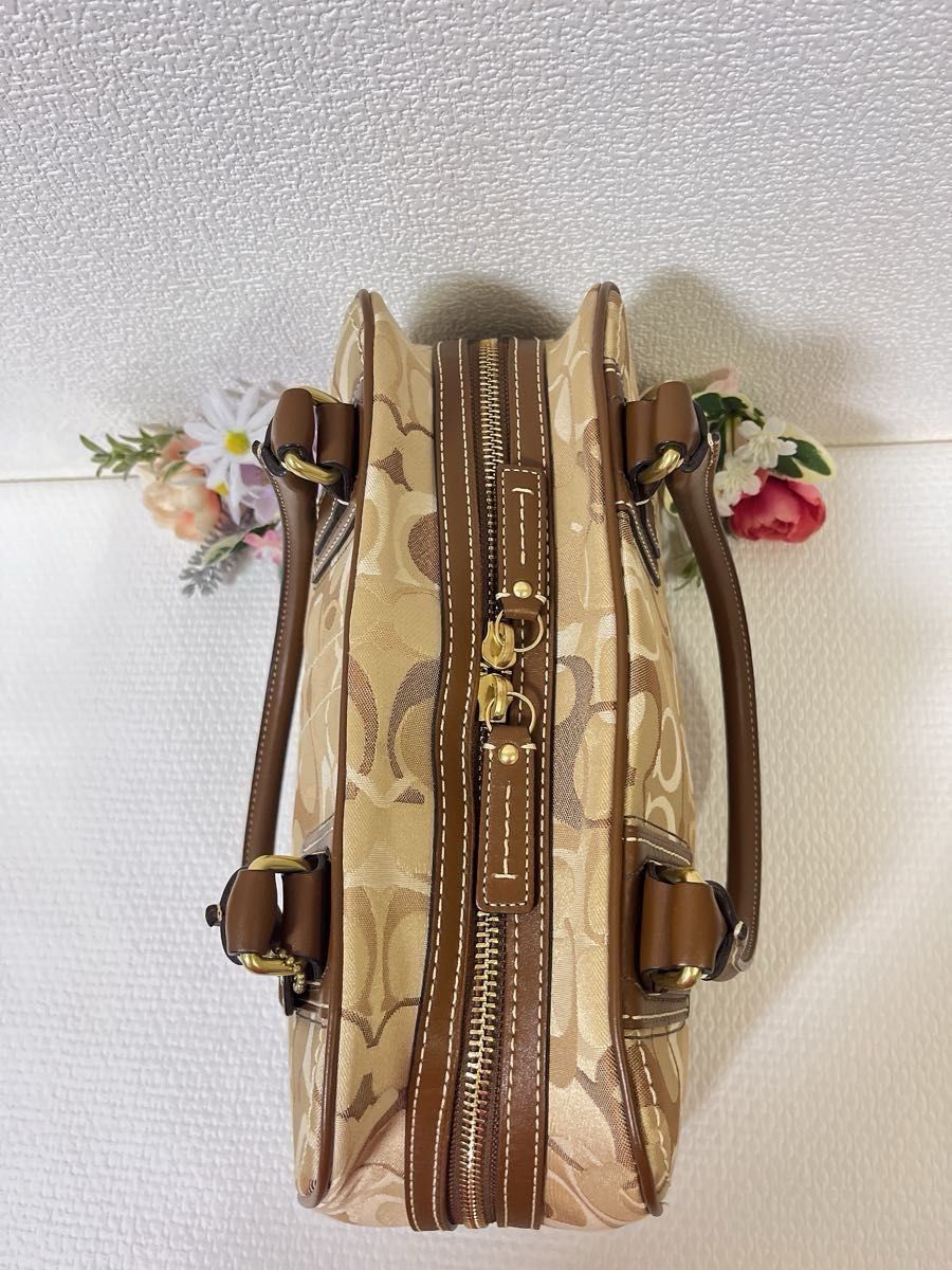 タイムセール 極美品 COACH コーチ トートバッグ シグネチャー
