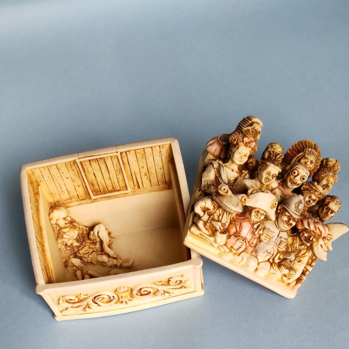 置物 Harmony Kingdom Frogberry Ivory 置物 Harmony Kingdom