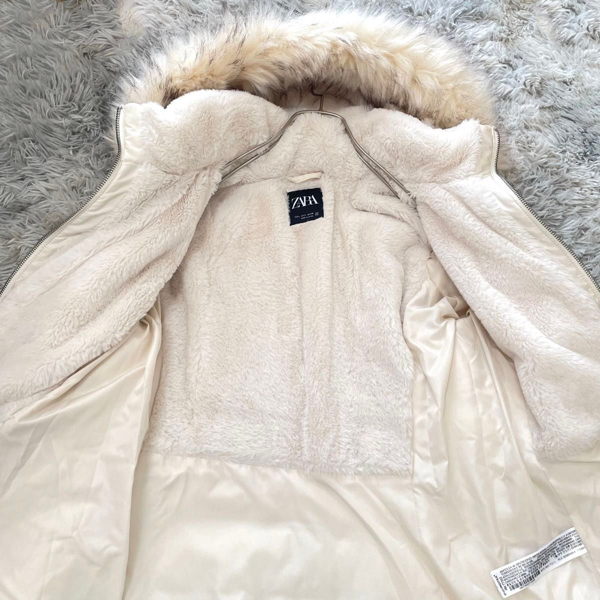 ZARA ダック フェザー ダウン ファー フード着脱可能 暖かい Lサイズ