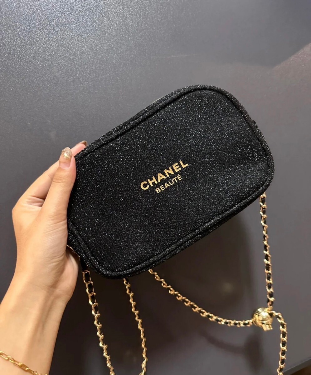 CHANELシャネル ノベルティ 非売品 VIPギフト 海外クリスマス限定 化粧