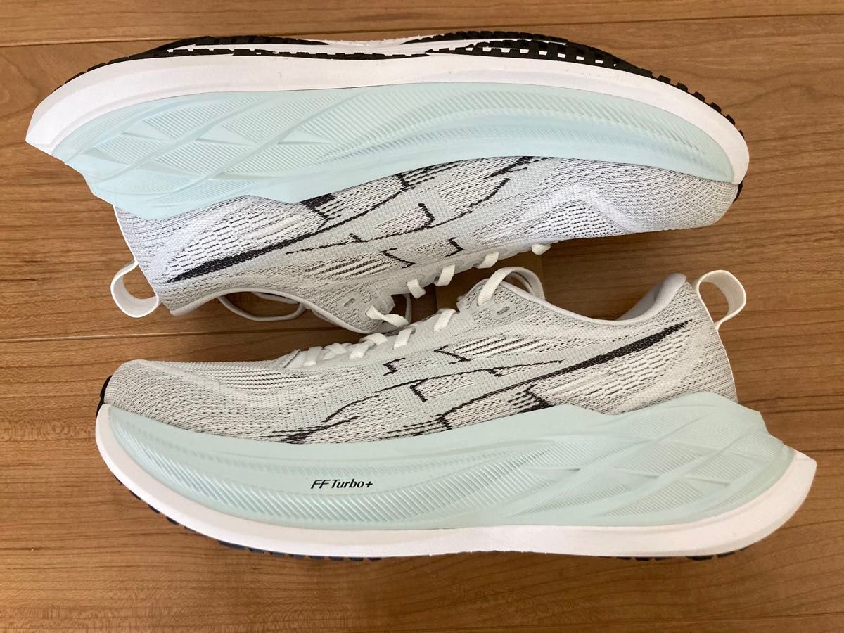 2024)アシックス スーパーブラスト2 白 グレー(26 0cm)/ASICS