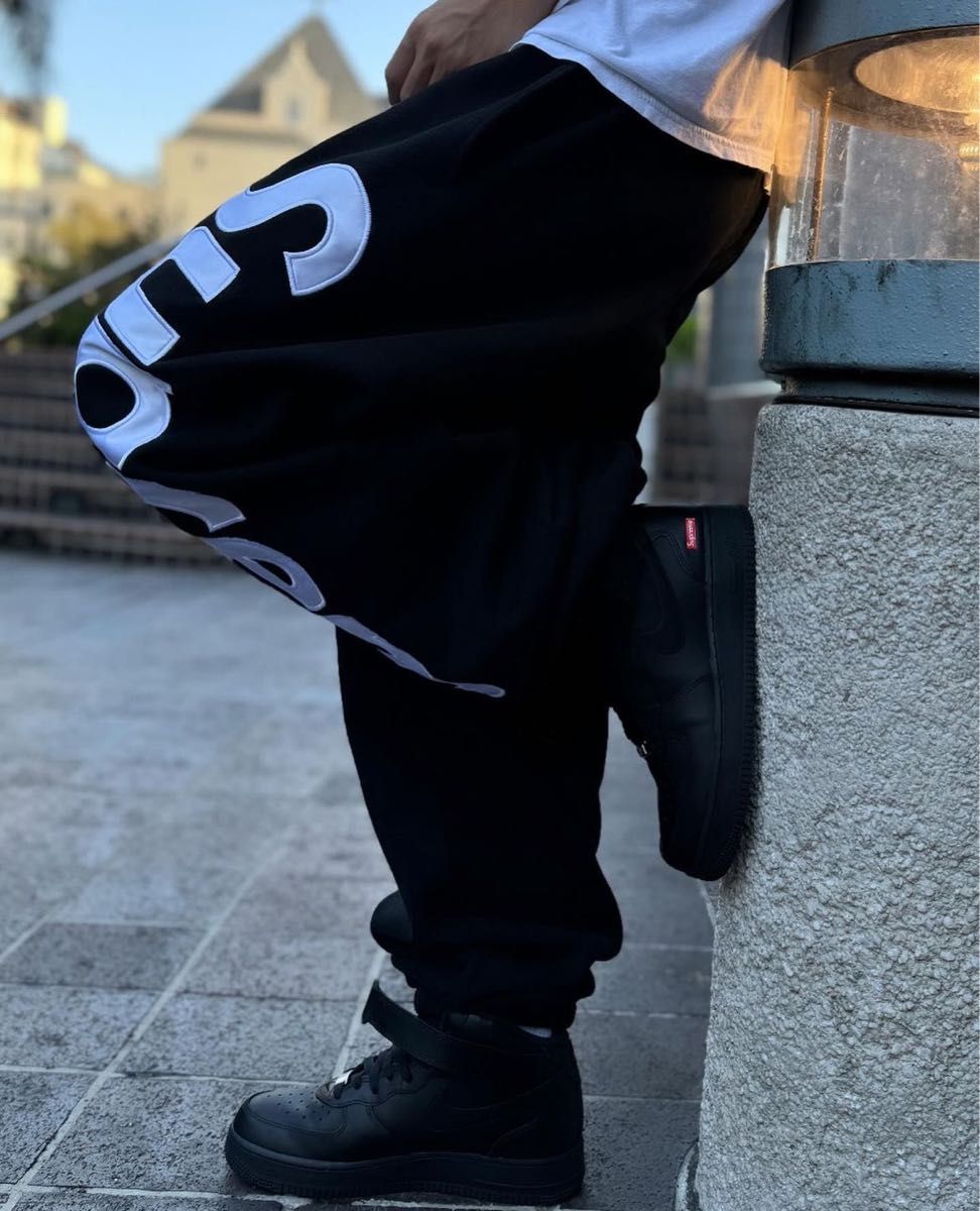 Supreme Satin Appliqu Sweatpant シュプリーム サテン アップリケ