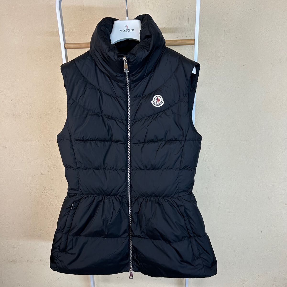 最新作】【極美品】 MONCLER モンクレール ダウンベスト GRIAZ 黒 1