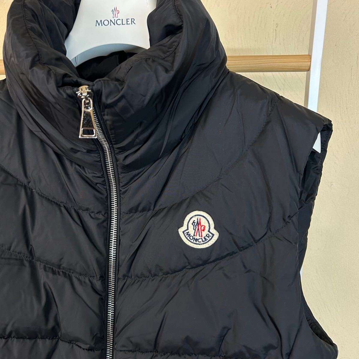最新作】【極美品】 MONCLER モンクレール ダウンベスト GRIAZ 黒 1