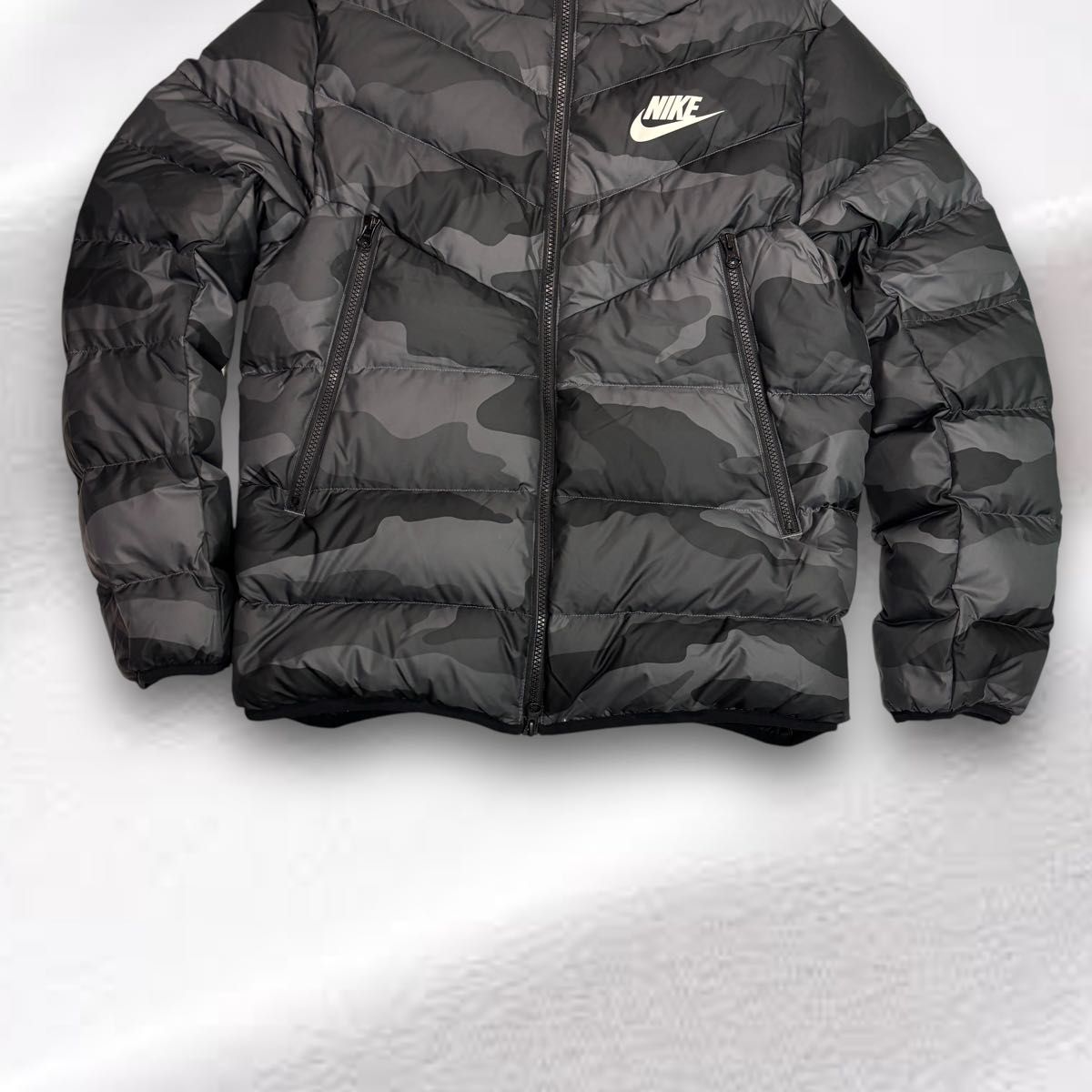 美品】NIKE ナイキ ダウンジャケット ブラック カモフラ 迷彩 M｜Yahoo
