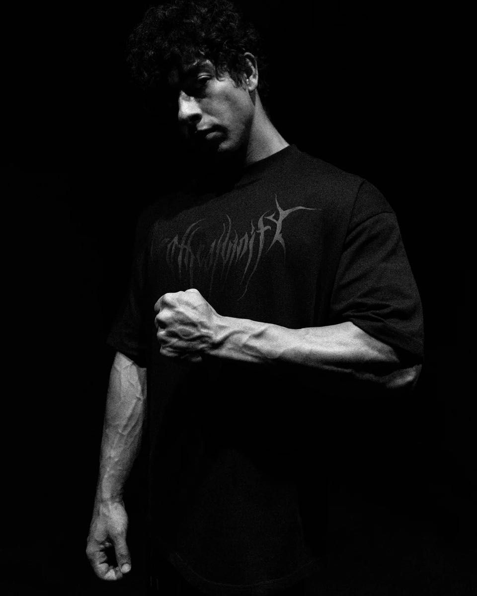 Breathe divinity KingSlayer Oversized T-shirt｜Yahoo!フリマ（旧