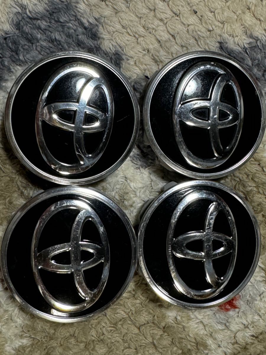 トヨタ パッソ ルーミー タンク純正 アルミホイール用センターキャップ
