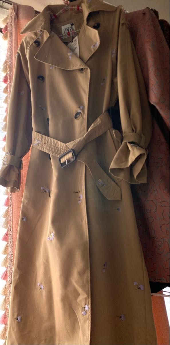 新品 ZARA 16 900円 トレンチコート マキシコート ベージュ 小花柄