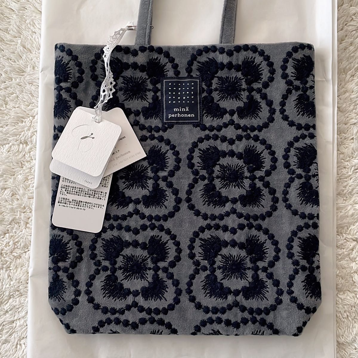 完売品》ミナペルホネン blumen toast bag 新品未使用タグ付き 新作