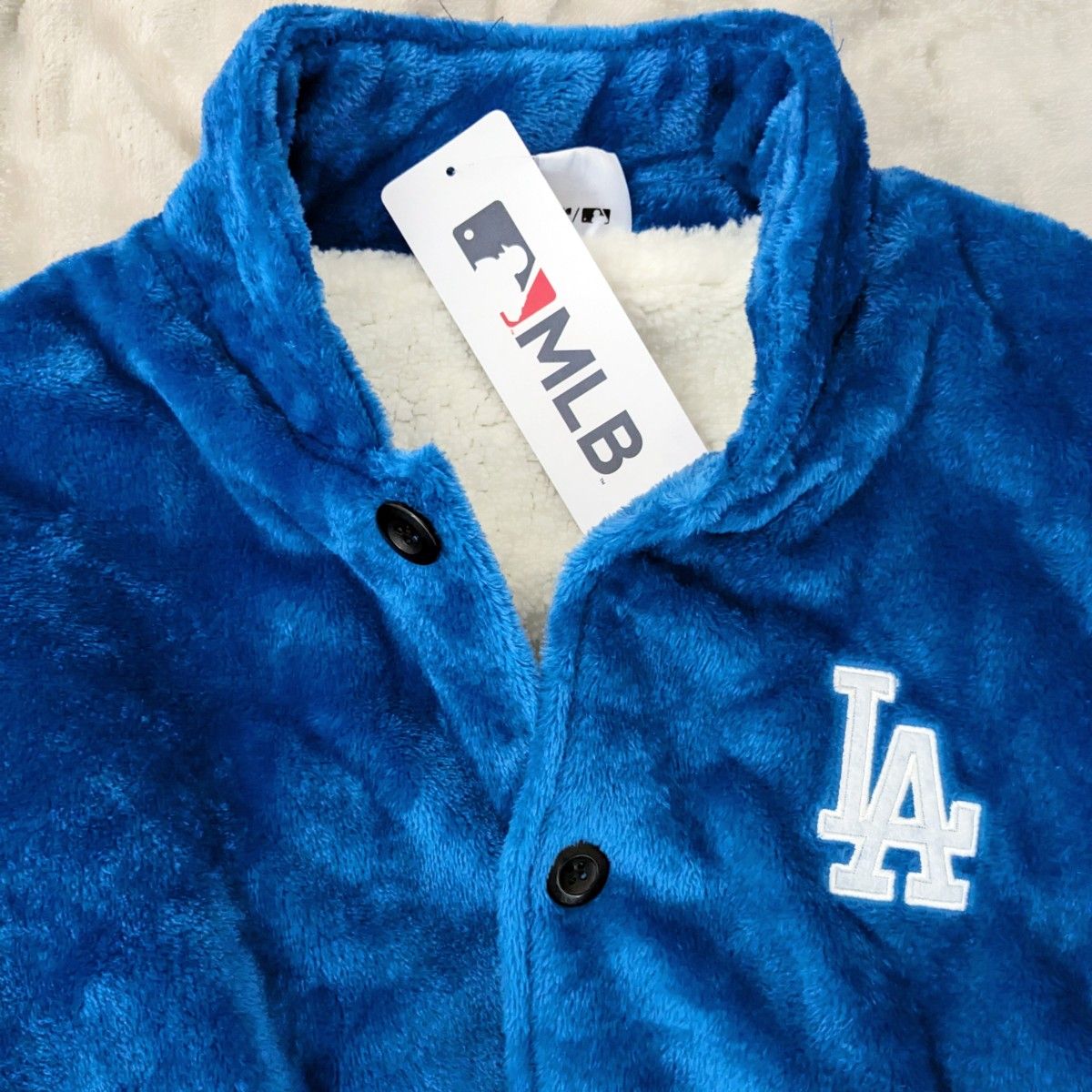 新品タグ付 LA ドジャース ミンクフリース ボアジャケット【Lサイズ