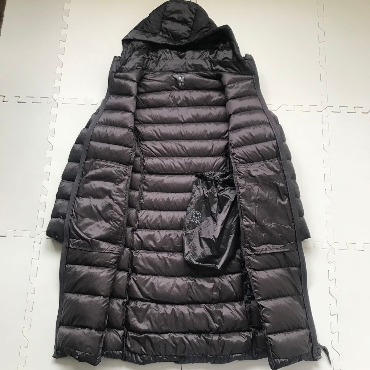 UNIQLO ユニクロ ウルトラライトダウンフーデットコート 収納袋付 M