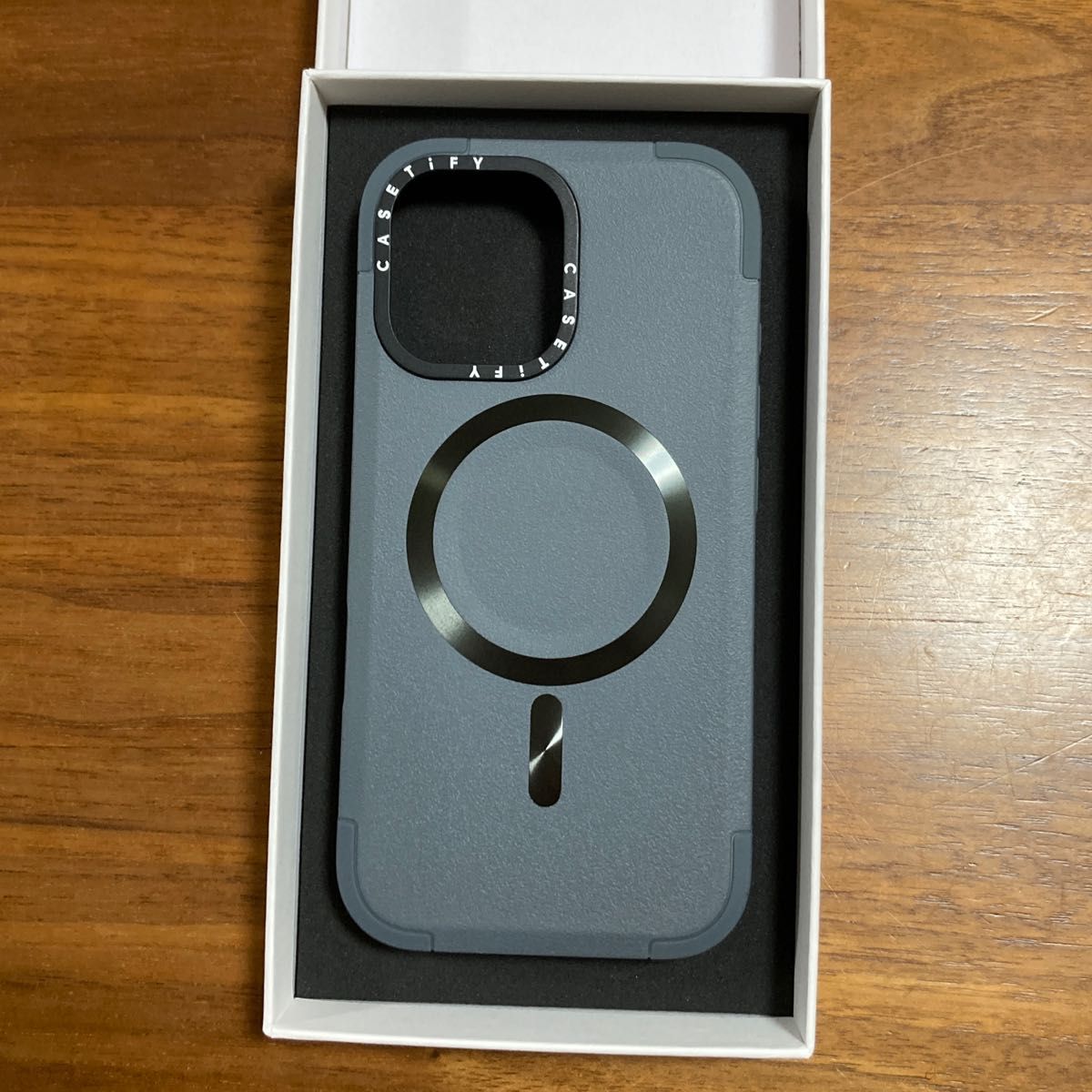 CASETiFY フォースケース iPhone 16 ケース Magsafe対応 - グレー