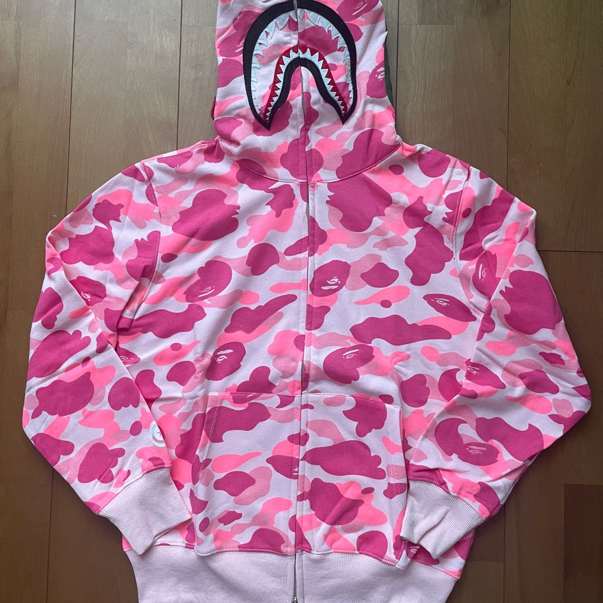 アベイシングエイプ シャークパーカー a bathing ape 男女兼用 長袖