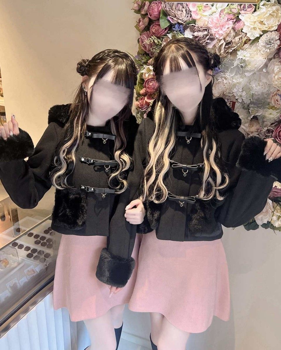 ミシェルマカロン リボンベルトショートコート ブラック イモちゃん
