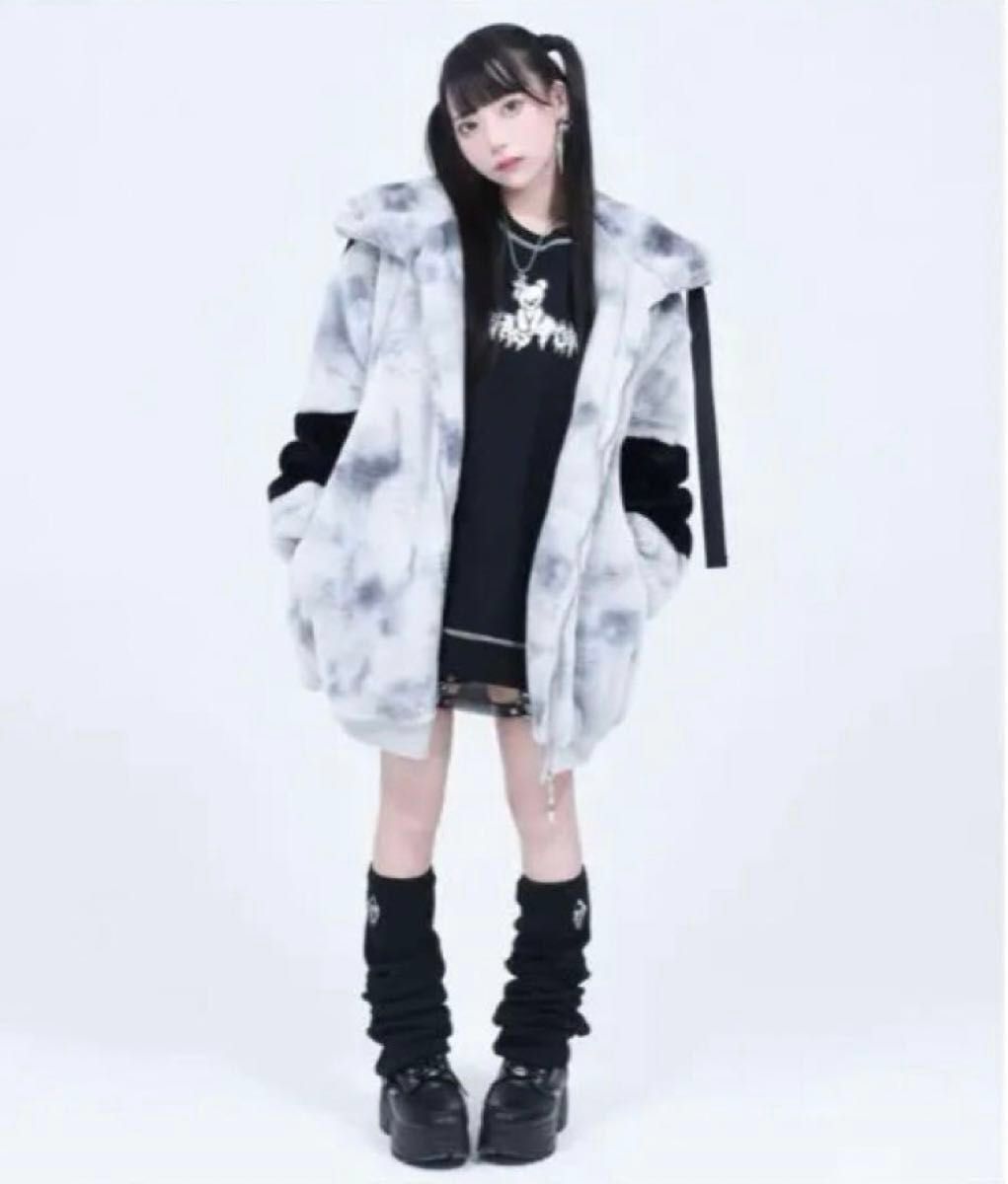 美品】travas tokyo トラバストーキョー ファー パーカー ブルゾン F
