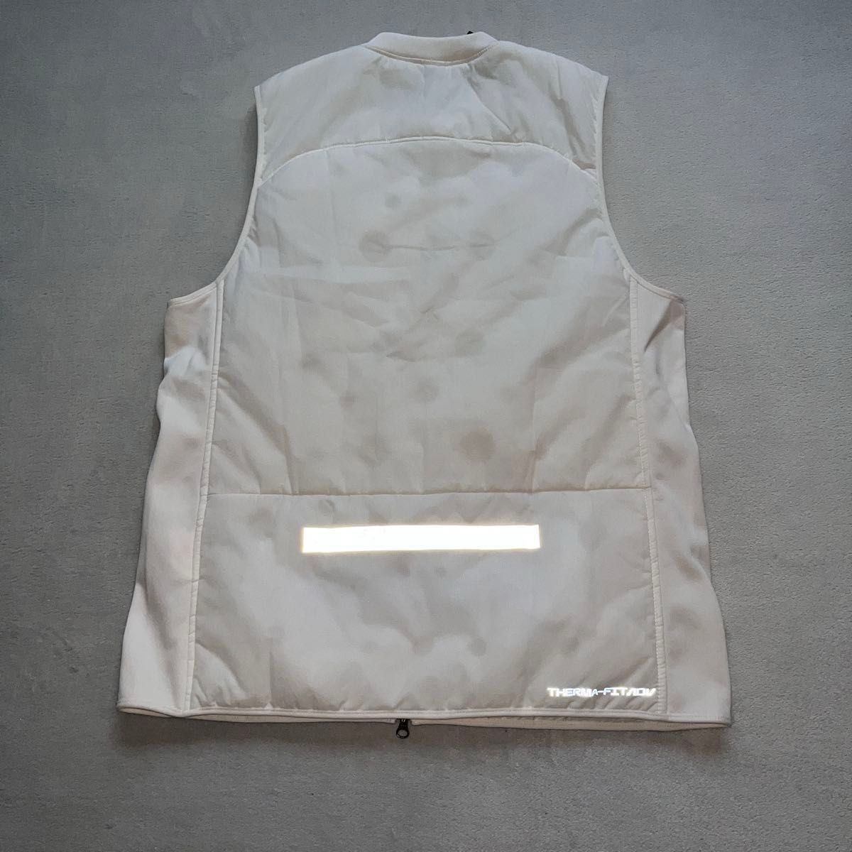 NIKE THERMA-FIT ナイキ ランディビジョン エアロレイヤー ドット柄
