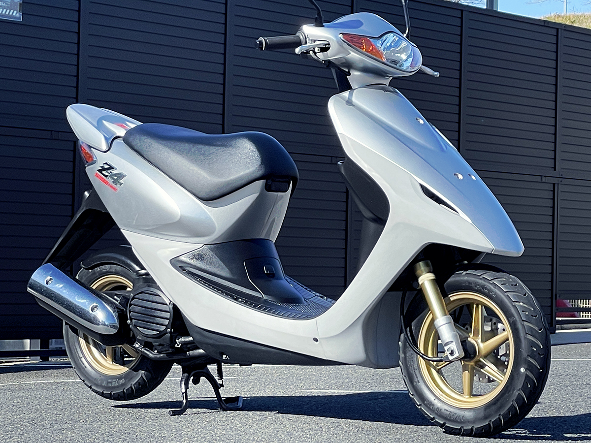 i-img1200x900-