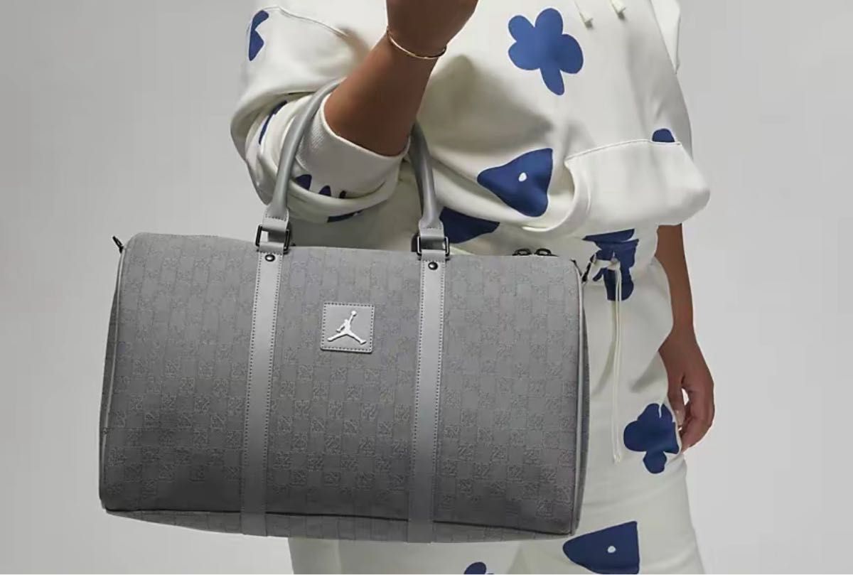 Jordan Monogram Duffle Bag 25L Grey ボストンバッグ ハンドバッグ