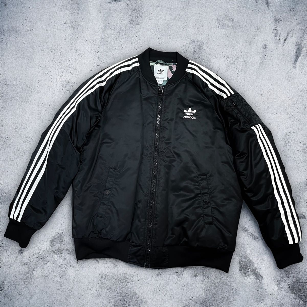 極美品】adidas × Hattie Stewart/アディダス×ハティスチュアート