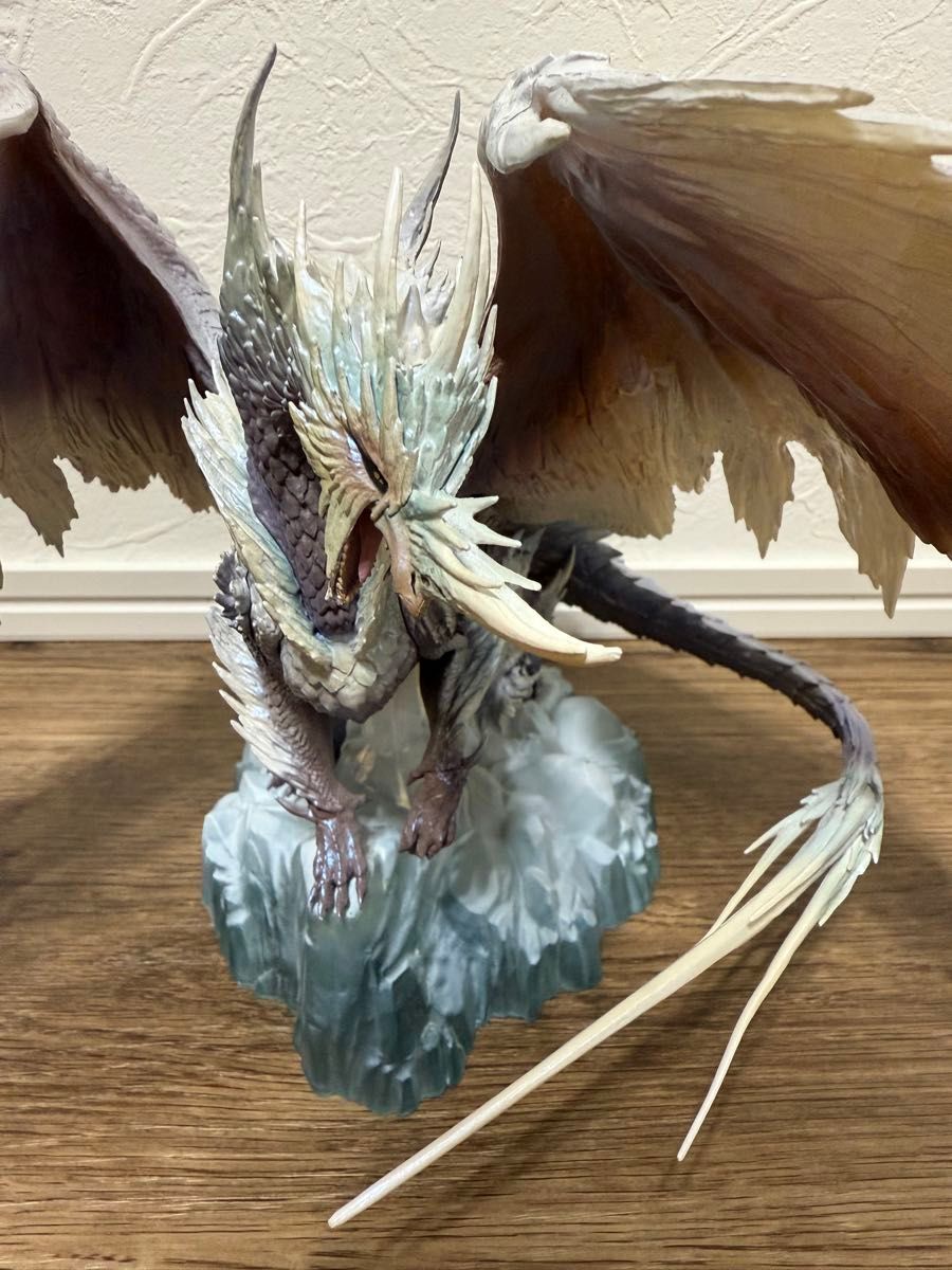 モンスターハンターワールド 一番くじ フィギュア A賞 イヴェルカーナ