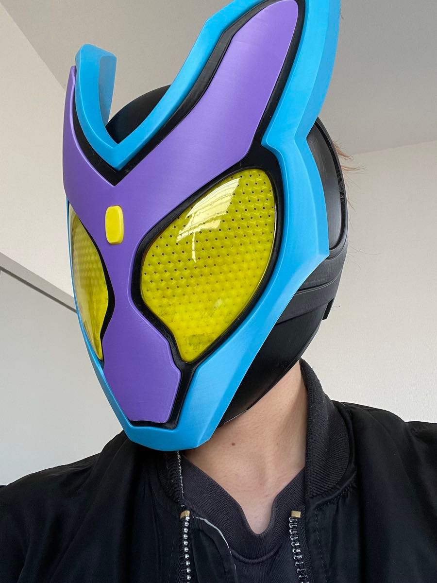 お値下げ 仮面ライダーガブ1/1マスク アトラク コスプレ 磁石装置付き