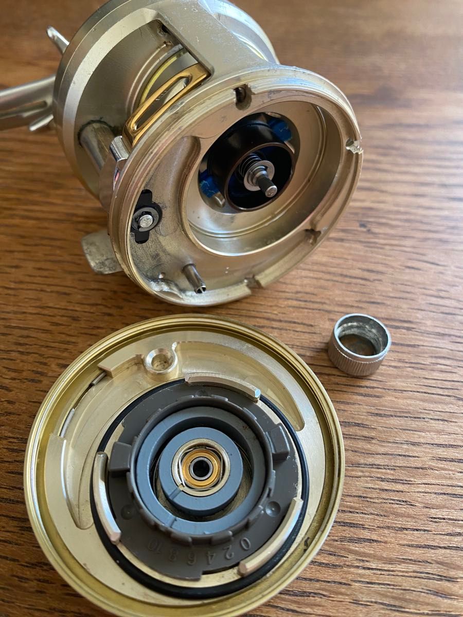 ダイワ Daiwa ミリオネア 205 CV-Z オールド リール 丸型 ベイトリール