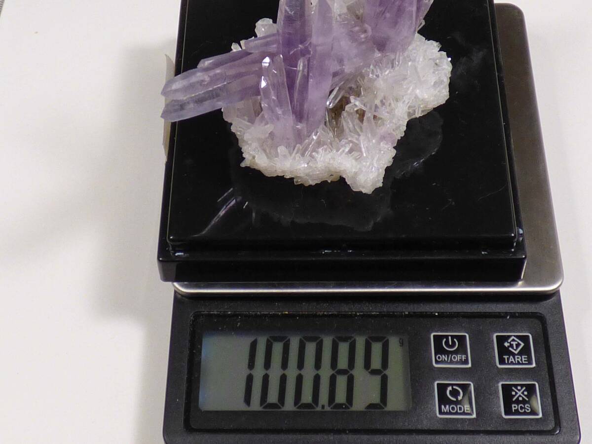 Yahoo!オークション - 国産鉱物 鉛沢の紫水晶クラスター（一級品）美品