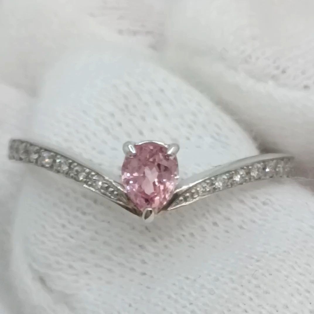 ○とかげモチーフ天然ブラックダイヤモンドブローチK18WG D0.39ct
