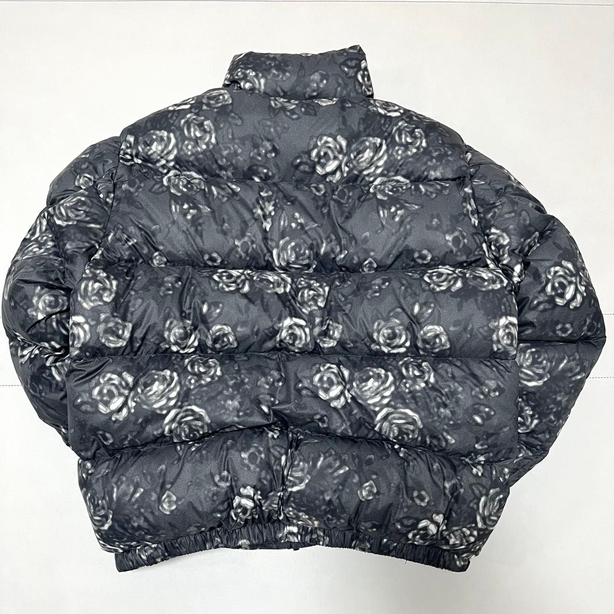 美品】thisisneverthat ネバザ 花柄ダウンジャケット グレー｜Yahoo