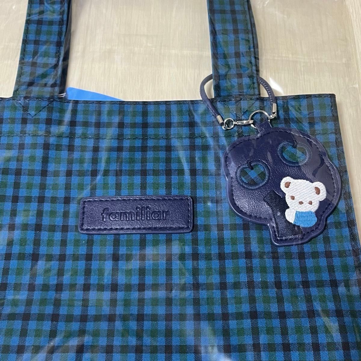 familiar チェック柄トートバッグ（小） クマチャーム付き familiar