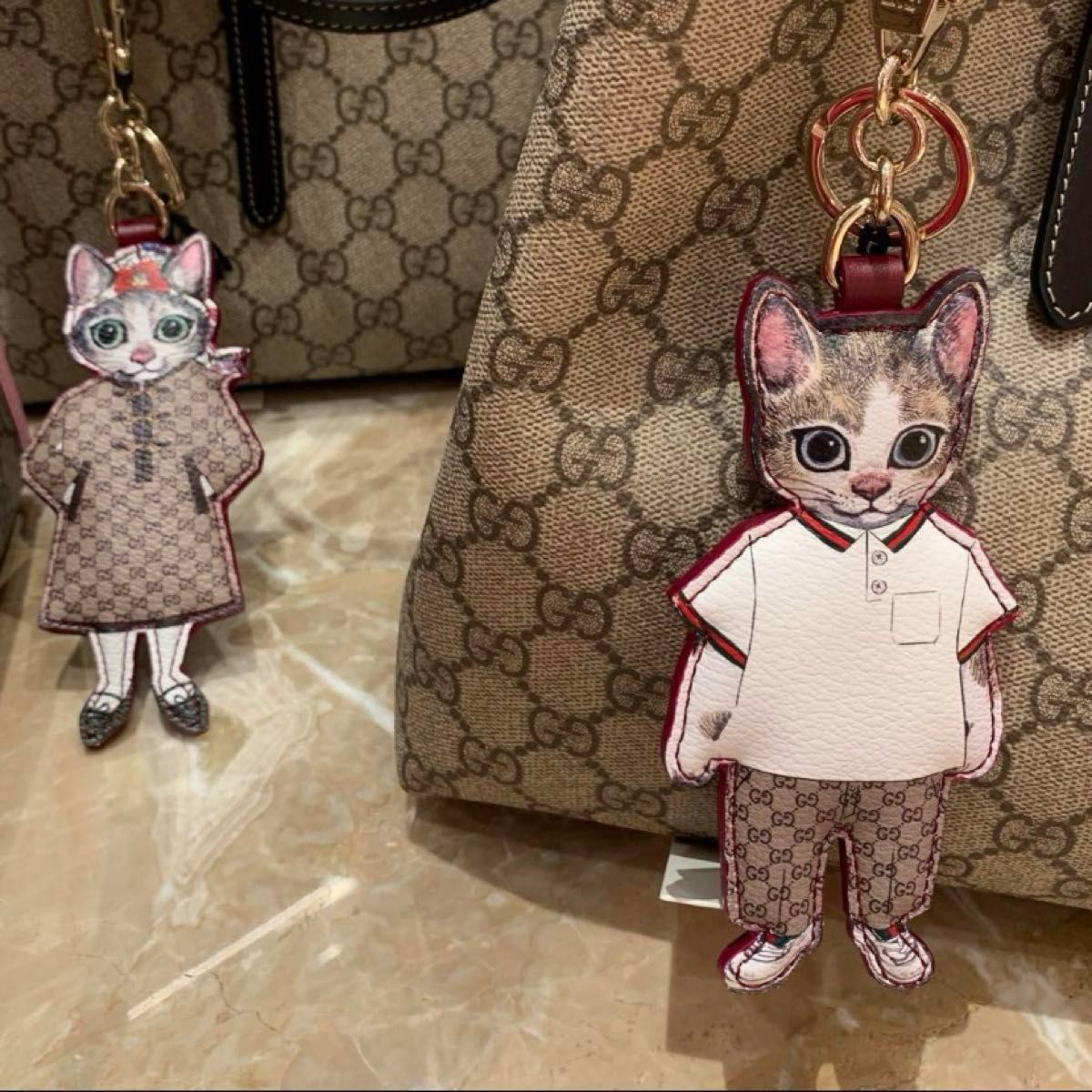 ヒグチユウコ GUCCI 猫 チャーム ボリス＆ボーちゃん 2体セット｜Yahoo