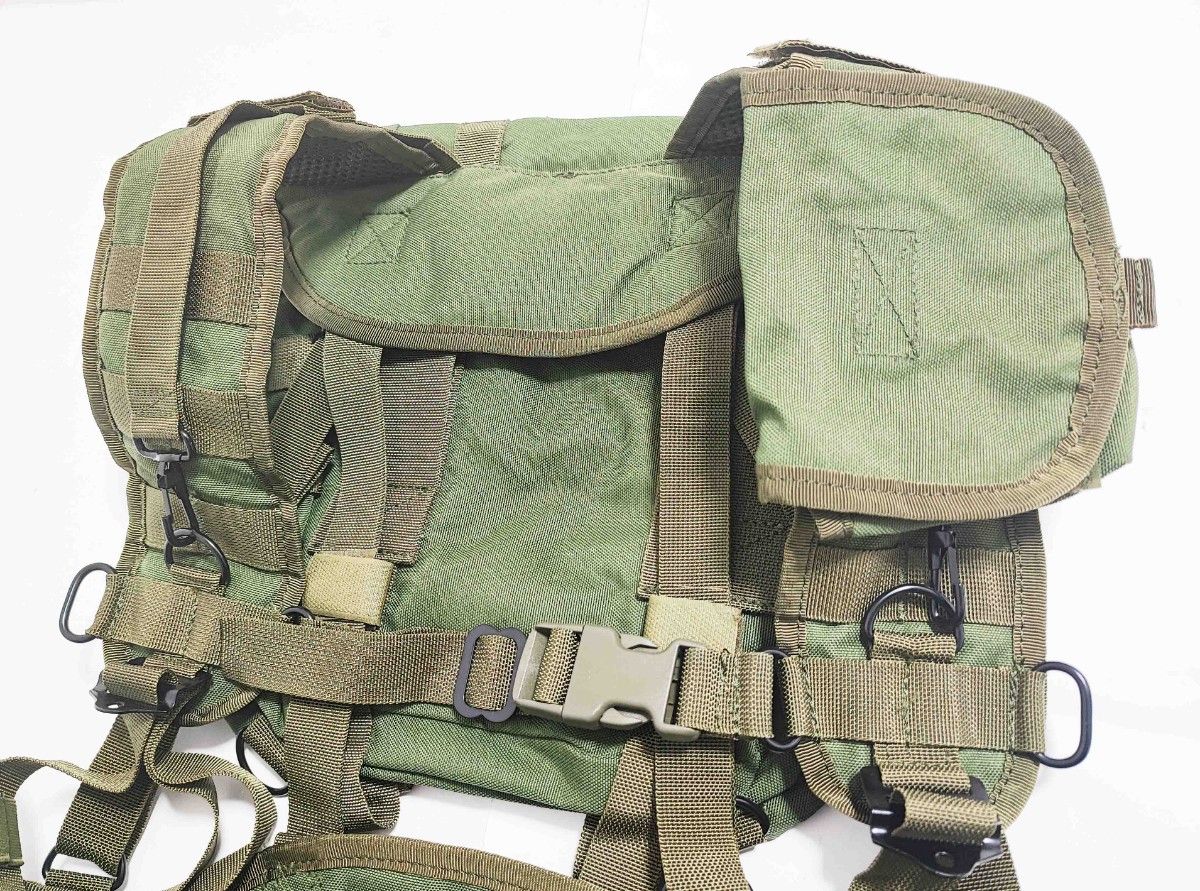 ロシア軍 smersh スメルシュ チェストリグ AKタイプ オリーブ新品未