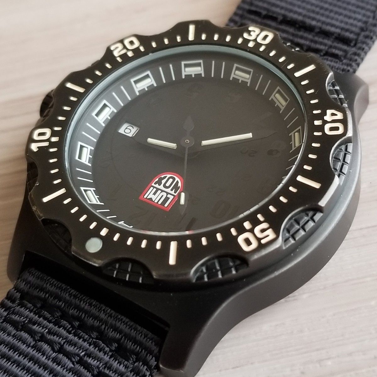 55 LUMINOX ルミノックス 8400シリーズ 防水機能 200M 腕時計 楽天市場