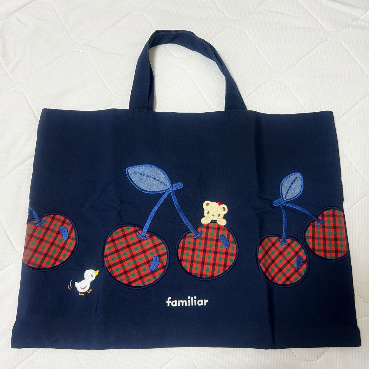 未使用 ファミリア familiar レッスンバッグ トートバッグ さくらんぼ